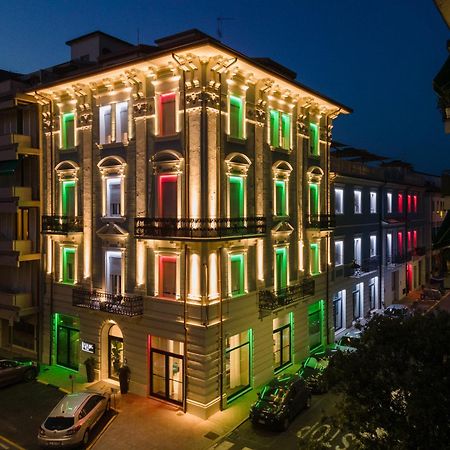 VI Suites Viareggio Exterior photo