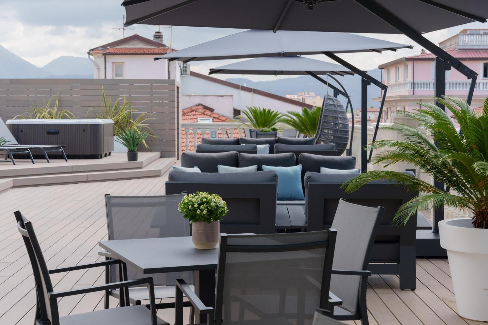 VI Suites Viareggio Exterior photo