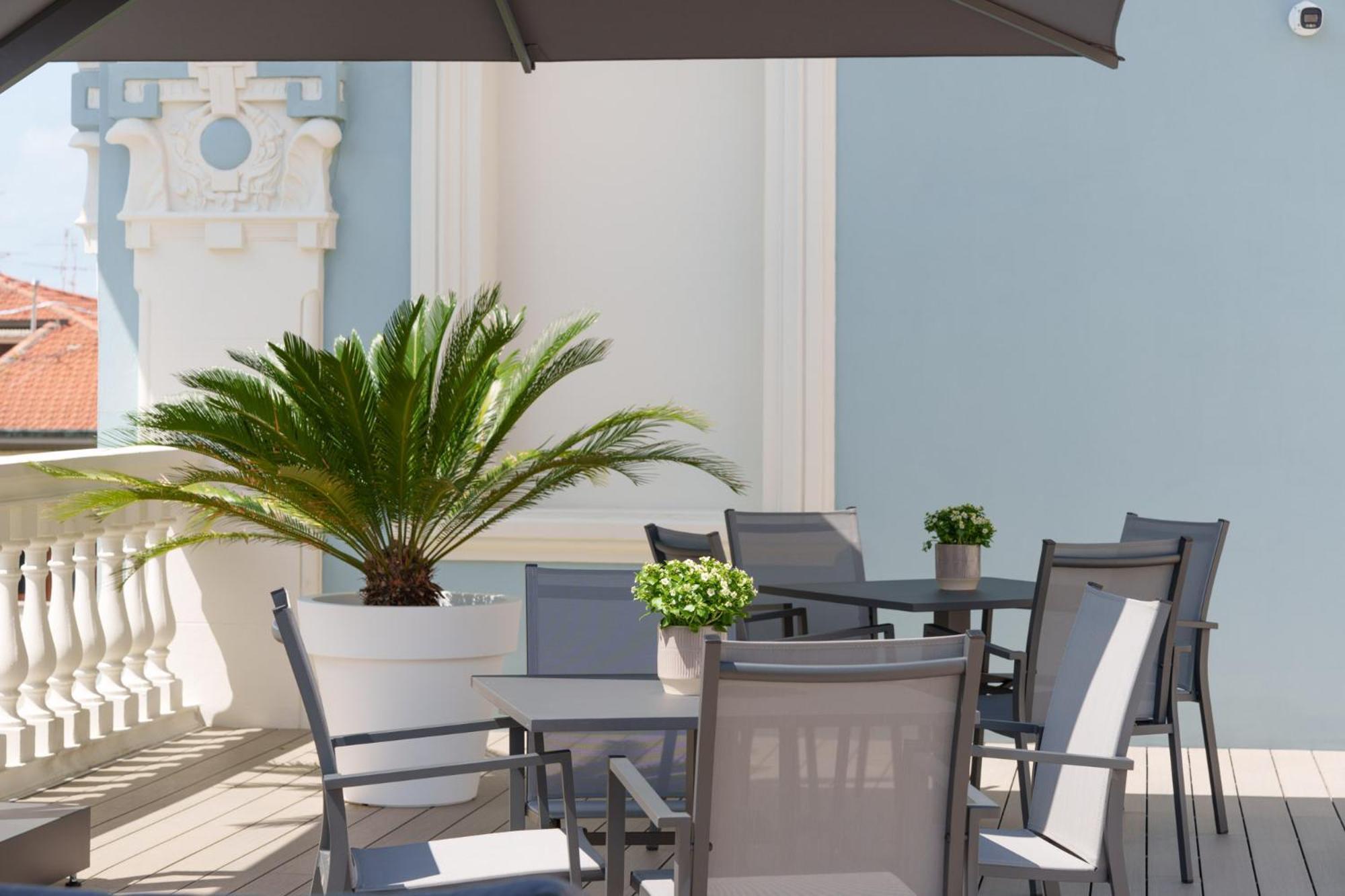 VI Suites Viareggio Exterior photo